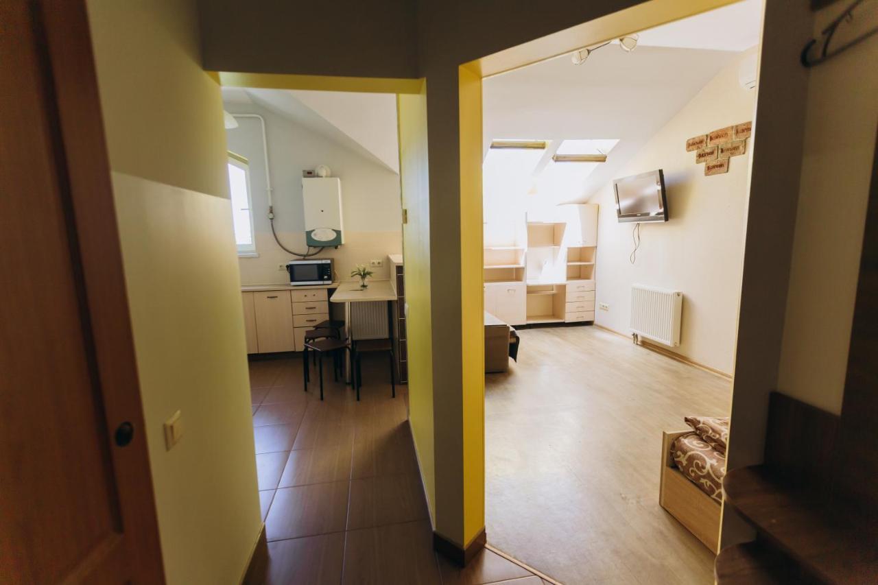 Затишні Apartments Біля Жд Вокзалу İvano-Frankivsk Dış mekan fotoğraf